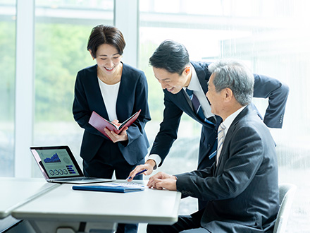 豊富な仕入れ先　―オフィスに足りないものを供給いたします―